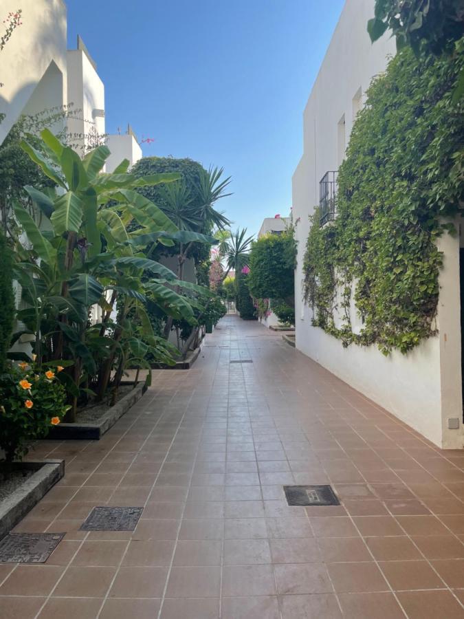 Apartamento Torrelaguna Vera Bagian luar foto